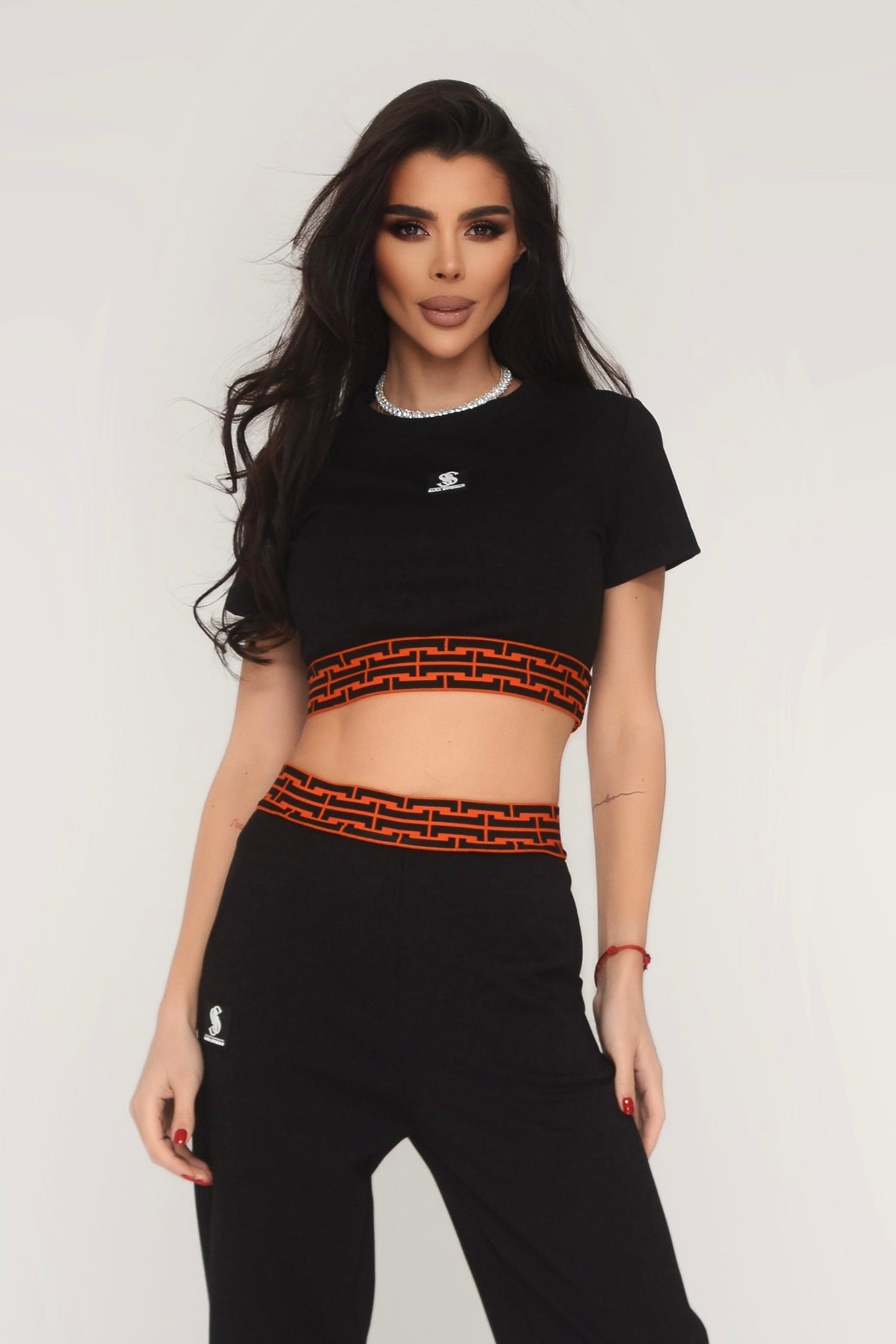 Спортен Кроп Топ Orange Monogram
